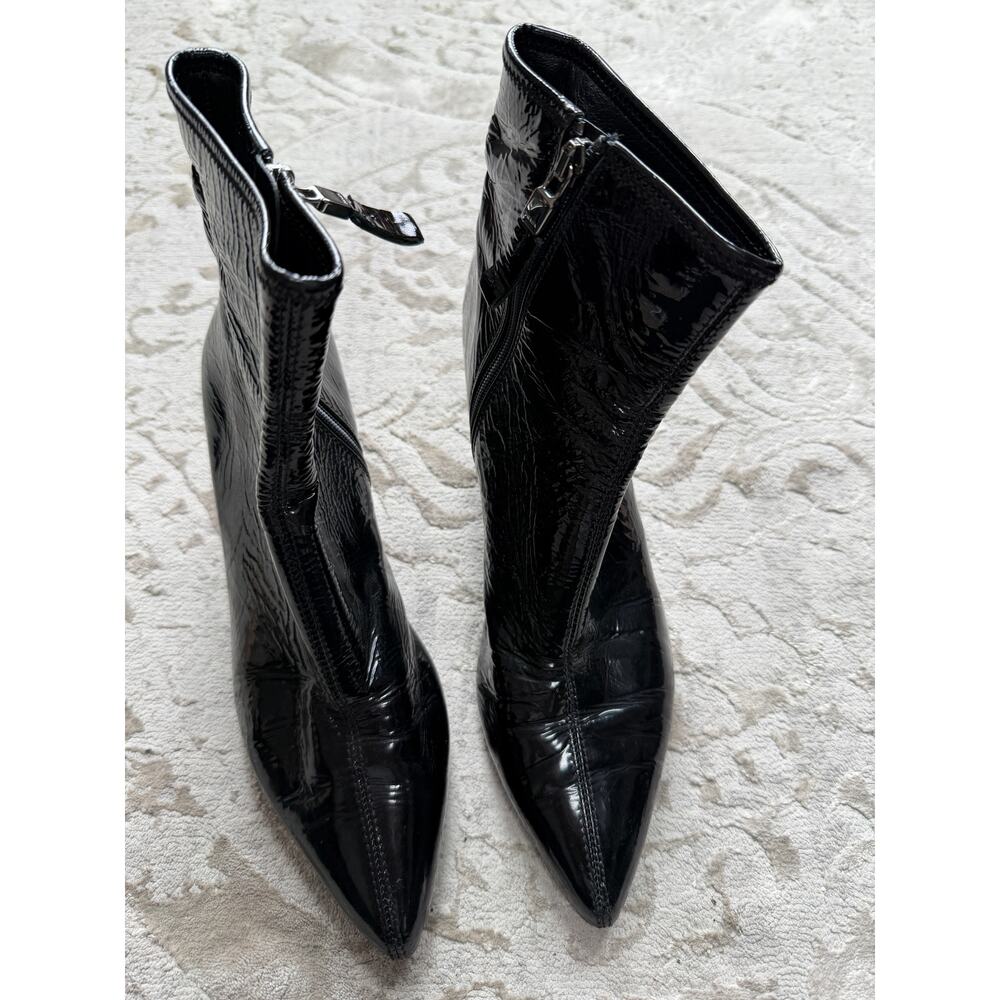 Prada Black Crinkled Patent Leather Kitten Heel Ankle Bootie Boot EU 37 US 6.5 - Picture 8 of 9